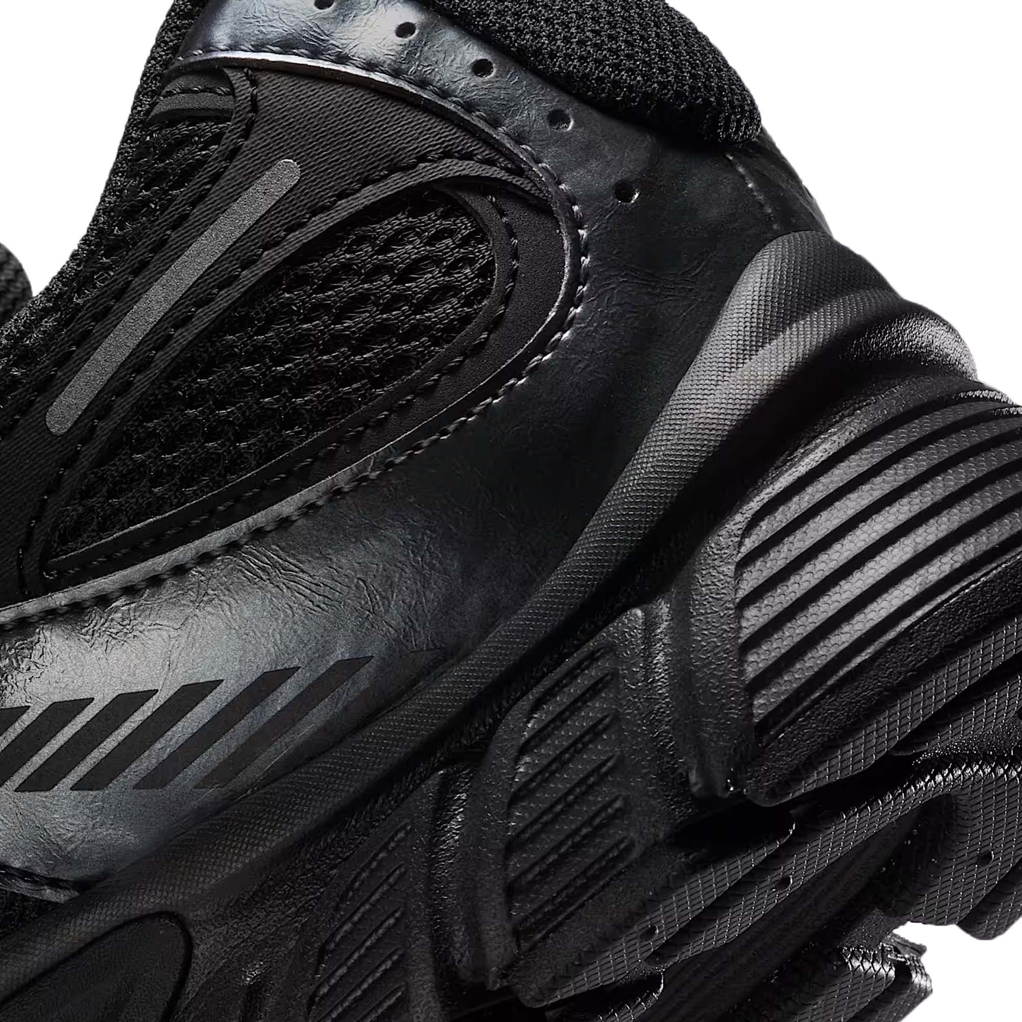 Nike Mens V5 RNR Shoes