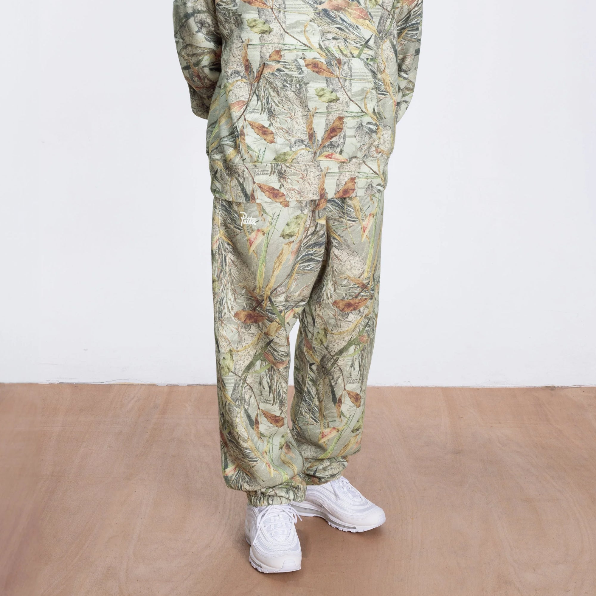 Patta Mens Nature Print Classic Jogging Pants